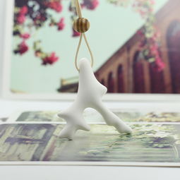 非泥不可 景德镇陶瓷首饰与天涯海角项的艺术魅力